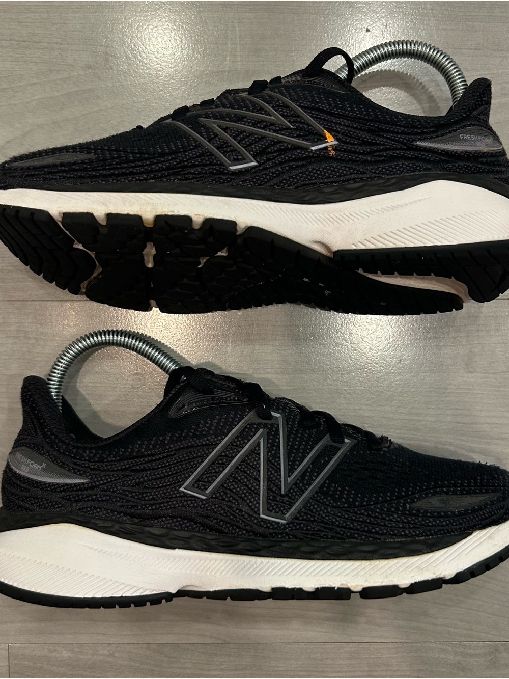 New Balance Fresh Foam X 860v12 Womens Size 8 D Black Running Shoes Sneakers